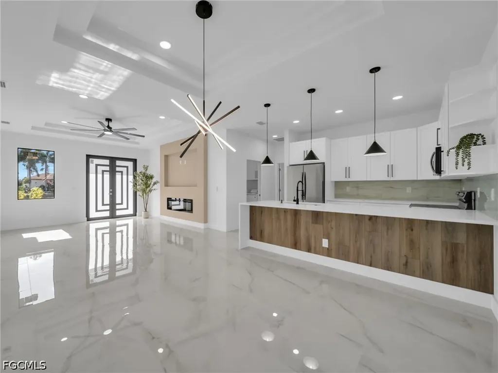 1201 NE 12th Place Cape Coral FL 33909