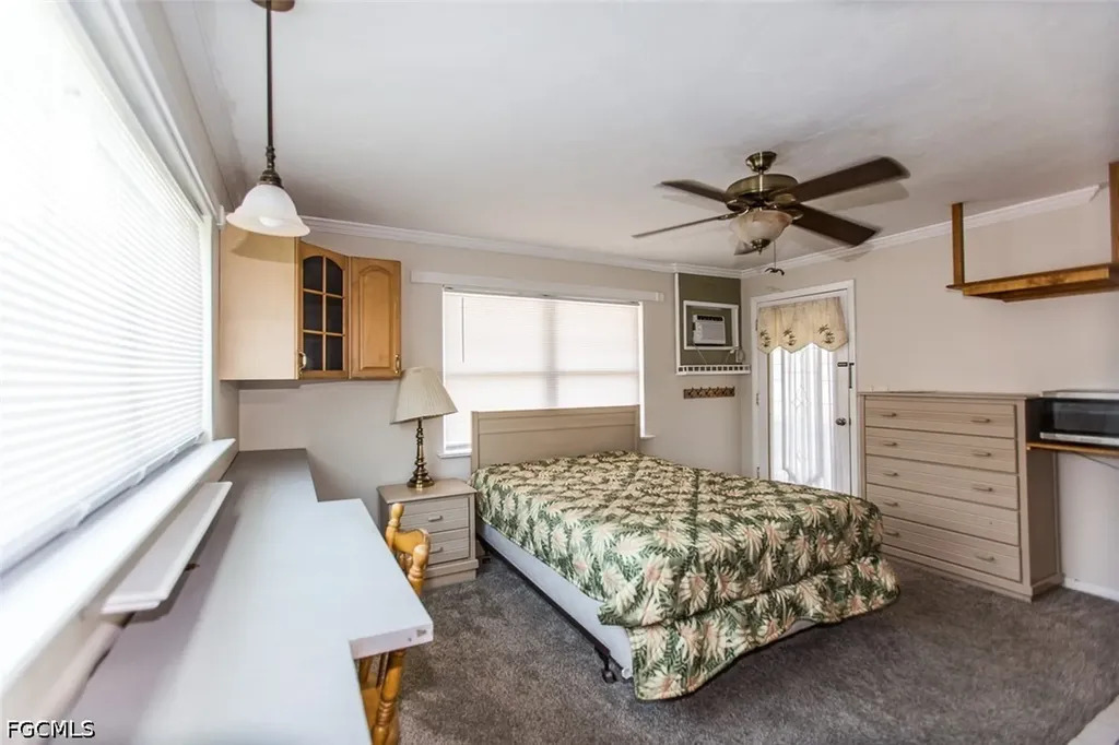 4937 Viceroy Court Cape Coral FL 33904