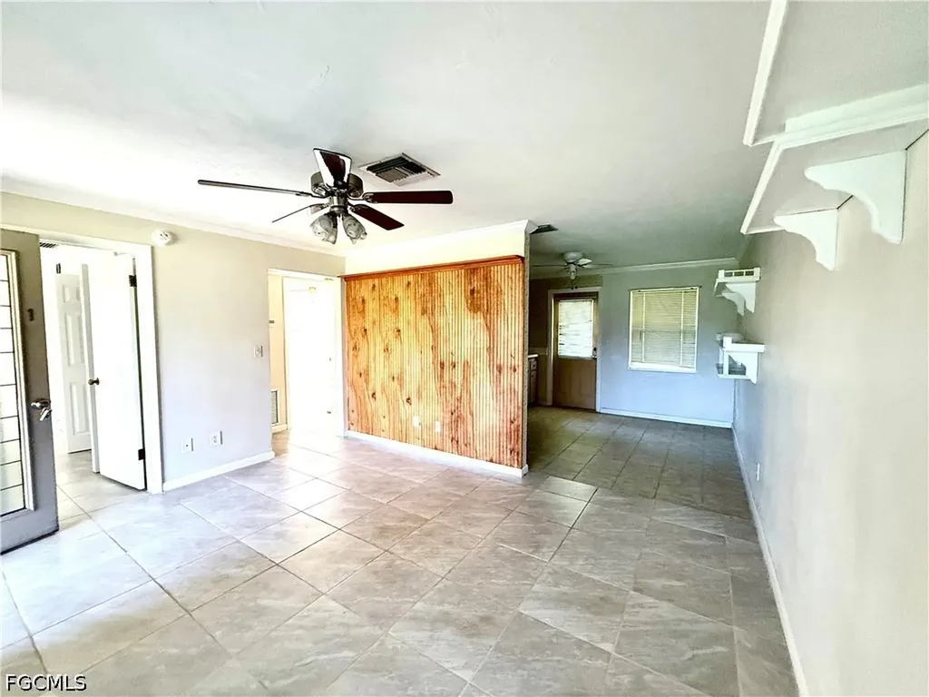 4937 Viceroy Court Cape Coral FL 33904
