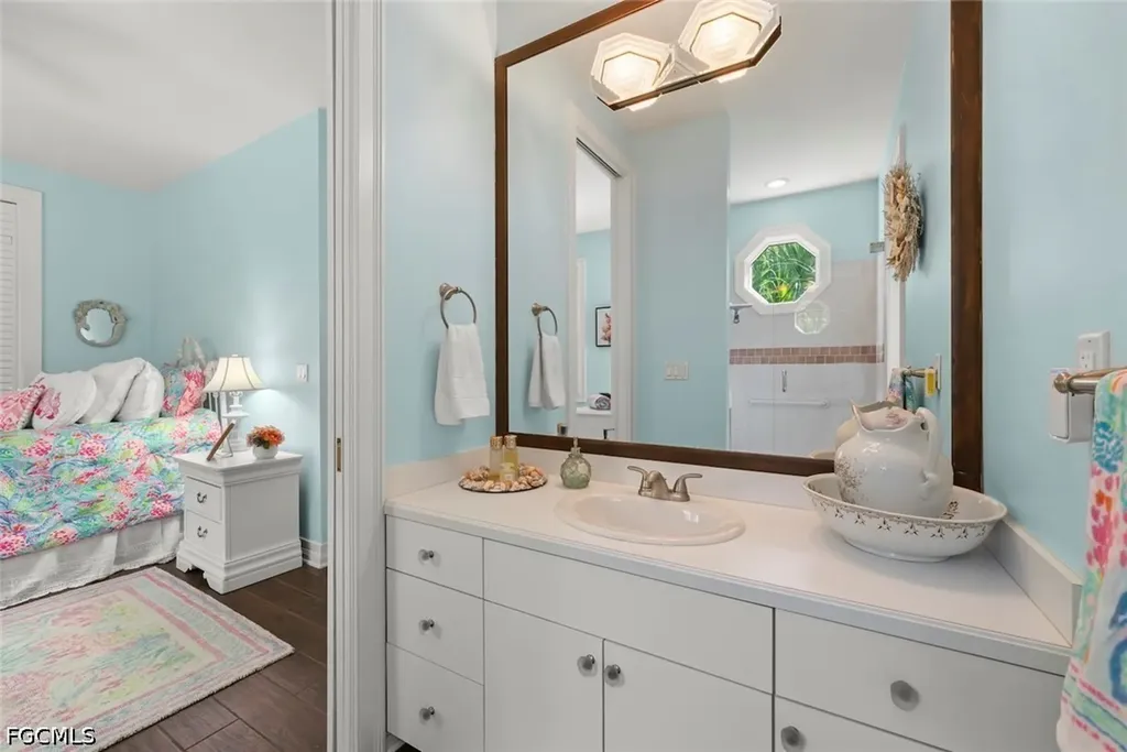 2548 Wulfert Road Sanibel FL 33957