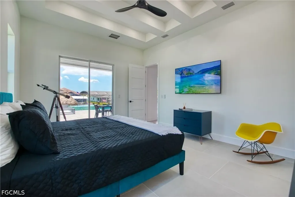 5326 Bayshore Avenue Cape Coral FL 33904