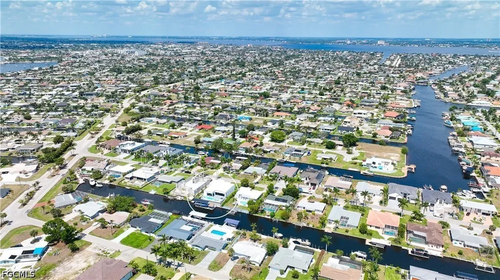 5326 Bayshore Avenue Cape Coral FL 33904