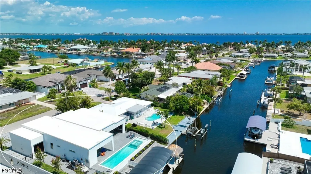 5326 Bayshore Avenue Cape Coral FL 33904