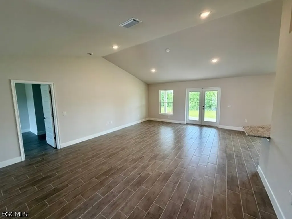 2745 NW 4th Terrace Cape Coral FL 33993