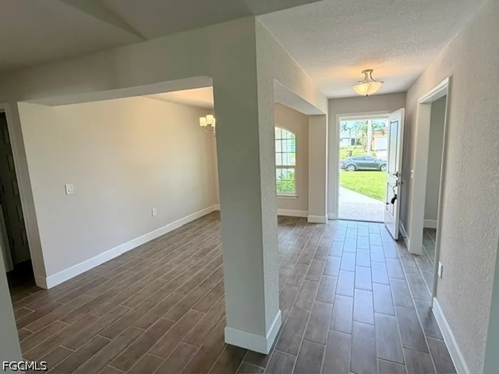2745 NW 4th Terrace Cape Coral FL 33993
