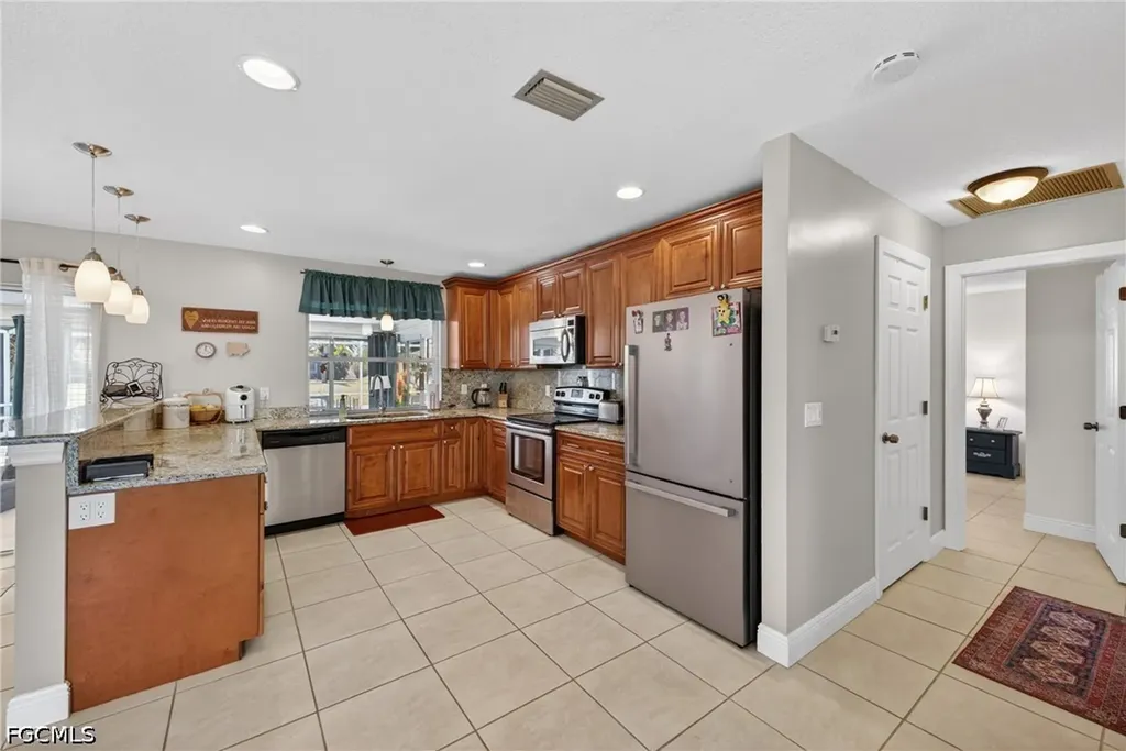1314 Shelby Parkway Cape Coral FL 33904