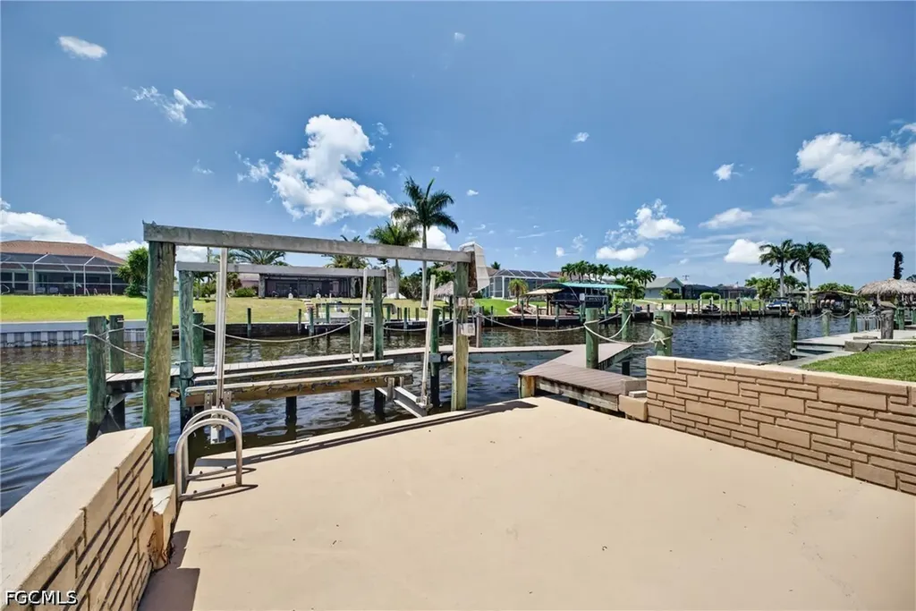 1314 Shelby Parkway Cape Coral FL 33904