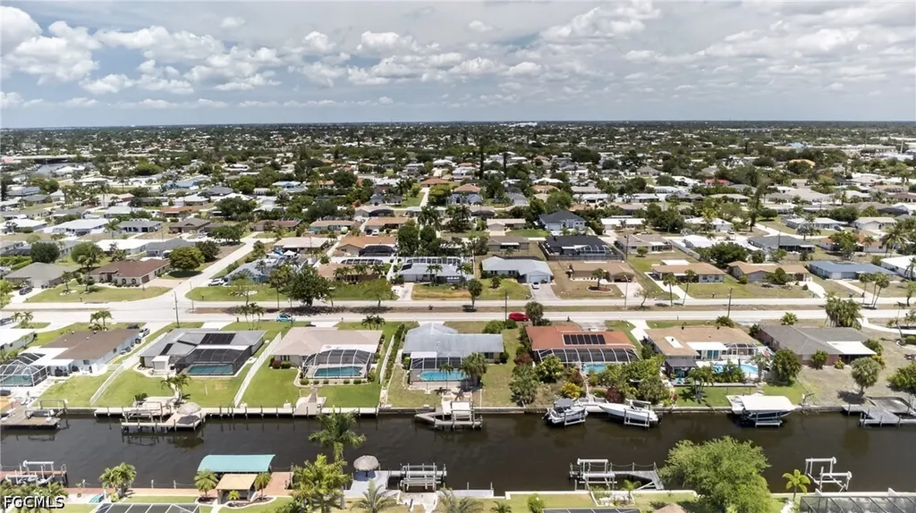 1314 Shelby Parkway Cape Coral FL 33904