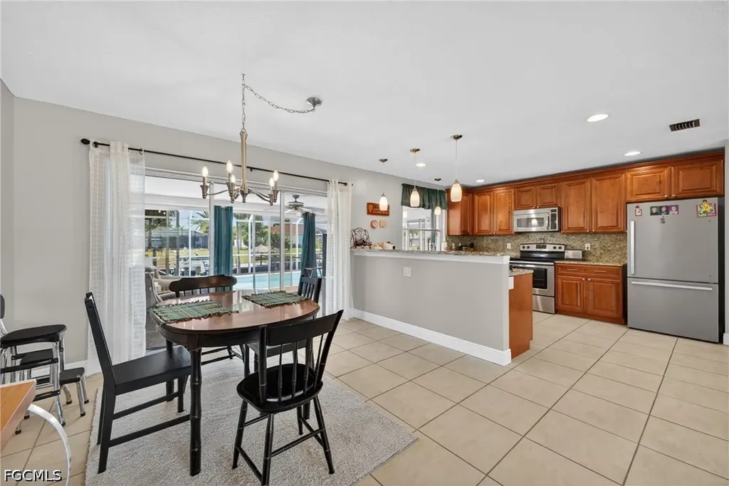 1314 Shelby Parkway Cape Coral FL 33904