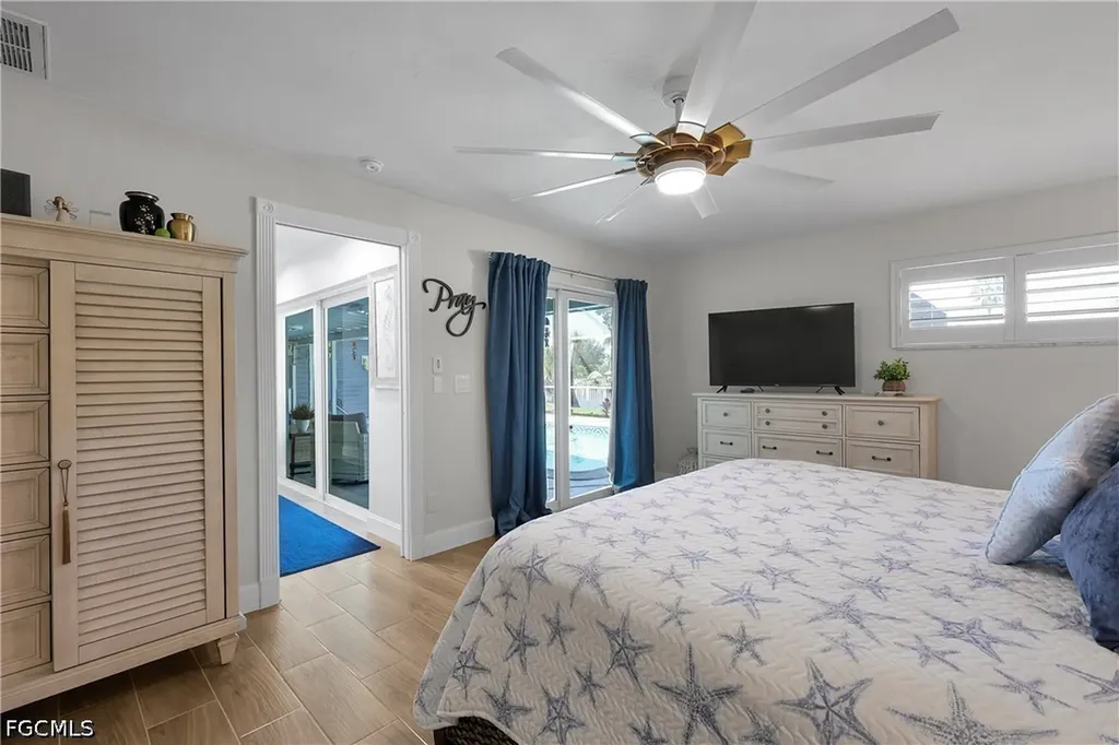 1221 SE 43rd Terrace Cape Coral FL 33904