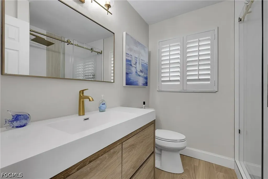 1221 SE 43rd Terrace Cape Coral FL 33904