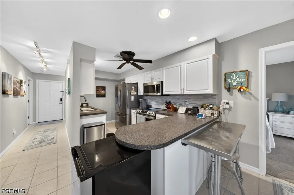 1308 SE 42nd Street Cape Coral FL 33904