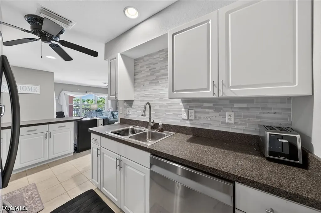 1308 SE 42nd Street Cape Coral FL 33904