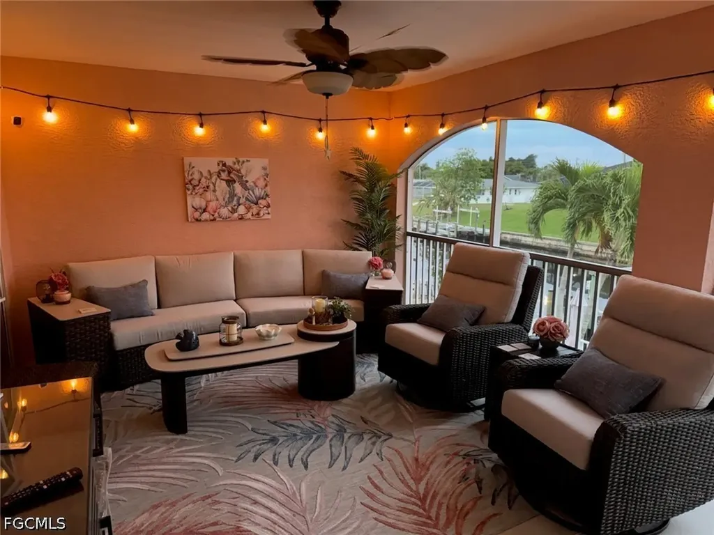 1308 SE 42nd Street Cape Coral FL 33904