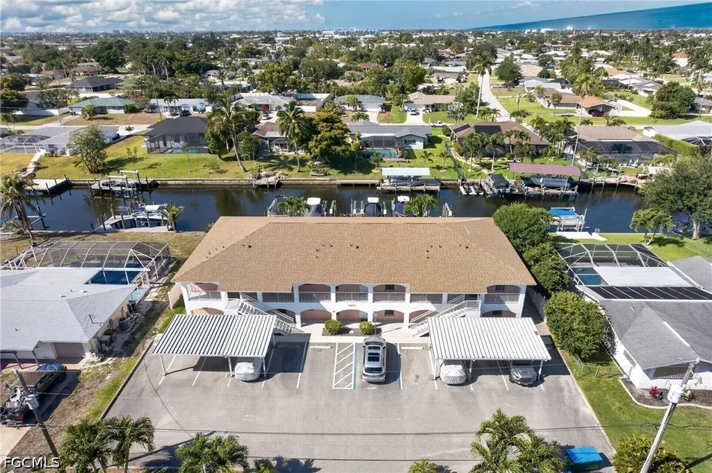 1308 SE 42nd Street Cape Coral FL 33904