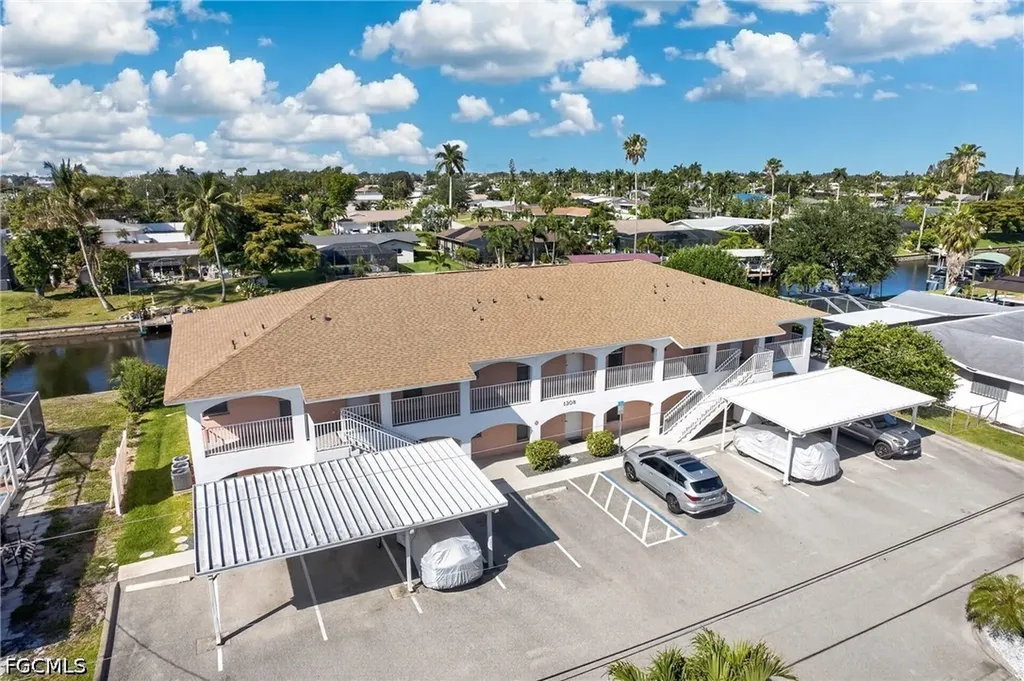 1308 SE 42nd Street Cape Coral FL 33904