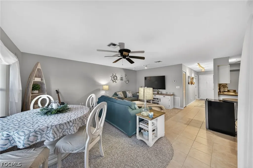 1308 SE 42nd Street Cape Coral FL 33904