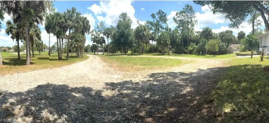 2410 4th Avenue NE Naples FL 34120
