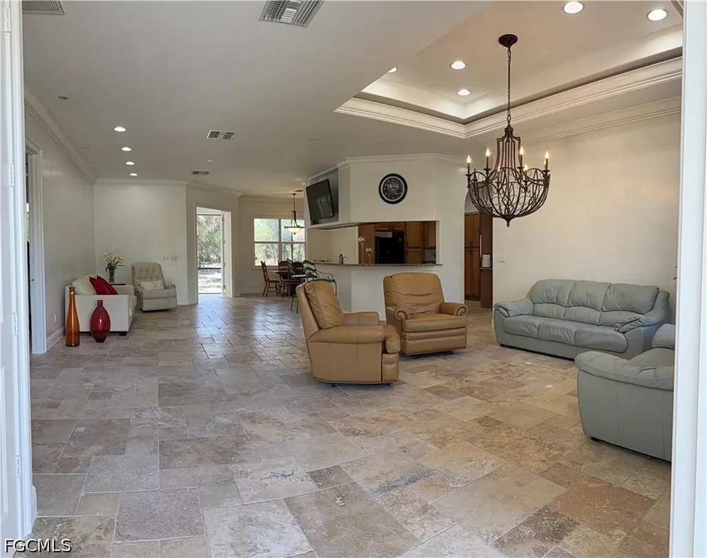 2410 4th Avenue NE Naples FL 34120