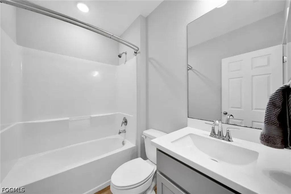 2835 NW Embers Terrace Cape Coral FL 33993