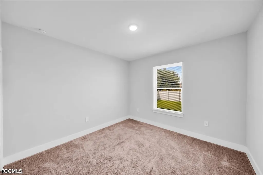 2835 NW Embers Terrace Cape Coral FL 33993