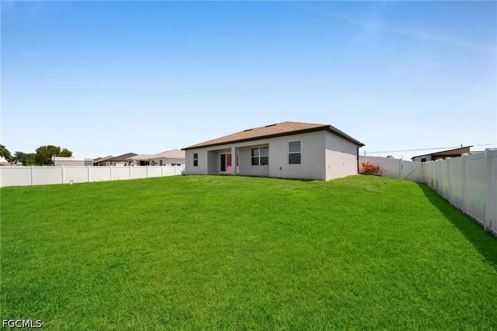 2835 NW Embers Terrace Cape Coral FL 33993