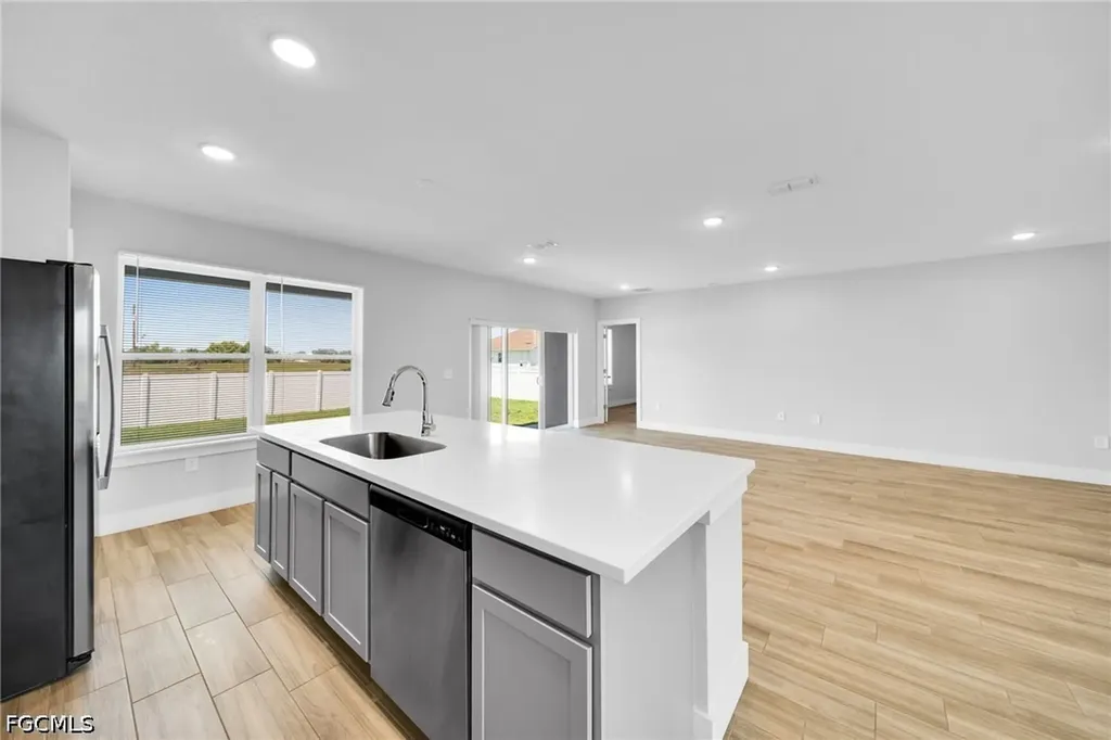 2835 NW Embers Terrace Cape Coral FL 33993