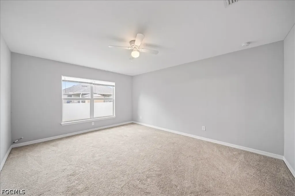 1426 NE 34th Street Cape Coral FL 33909