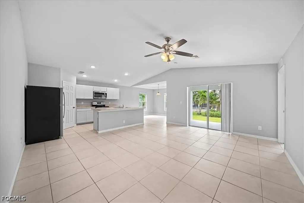 1426 NE 34th Street Cape Coral FL 33909