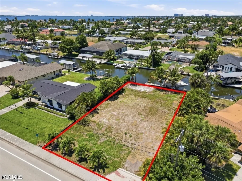 5606 Driftwood Parkway Cape Coral FL 33904