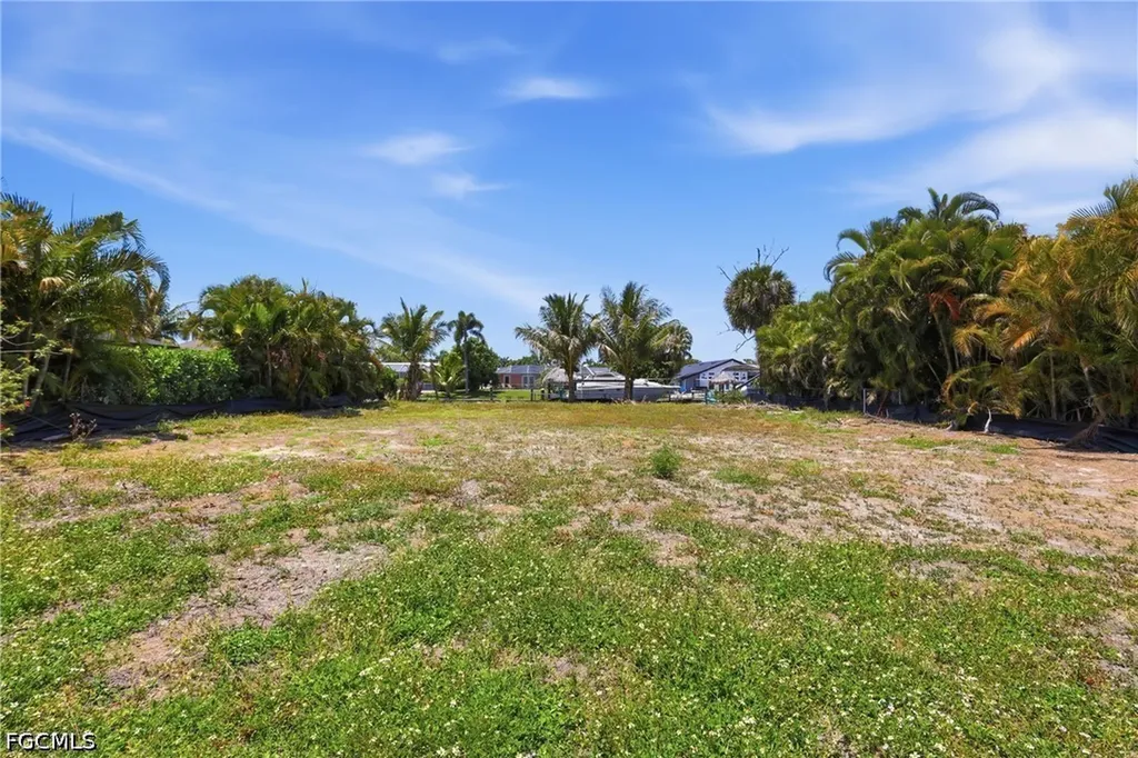 5606 Driftwood Parkway Cape Coral FL 33904