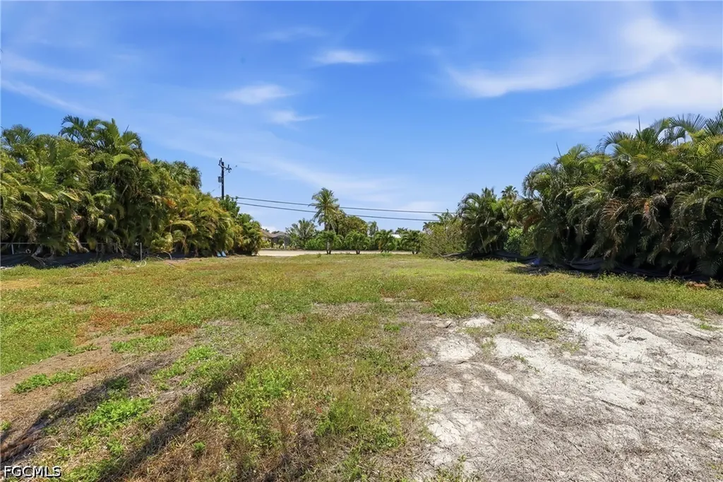 5606 Driftwood Parkway Cape Coral FL 33904