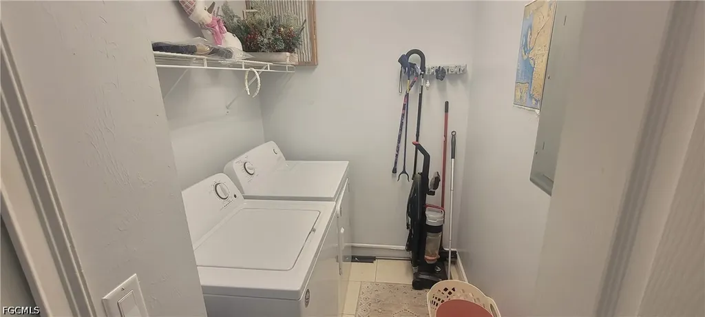 3940 Pomodoro Circle Cape Coral FL 33909