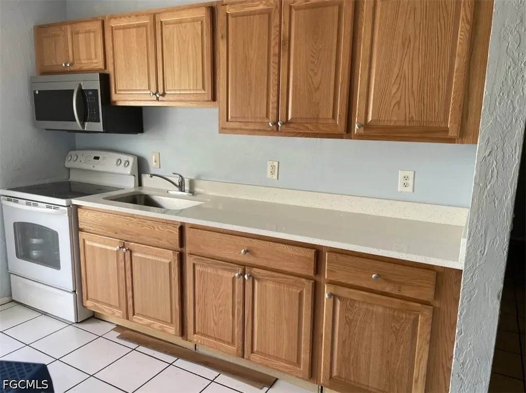 5455/5453 Third Avenue Fort Myers FL 33907