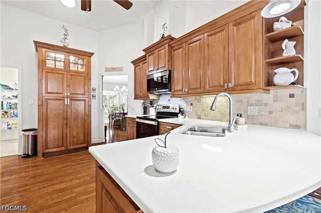 2511 SW 35th Lane Cape Coral FL 33914