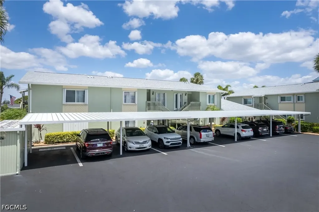 1409 SE 46th Lane Cape Coral FL 33904