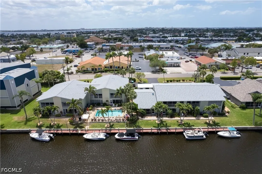 1409 SE 46th Lane Cape Coral FL 33904