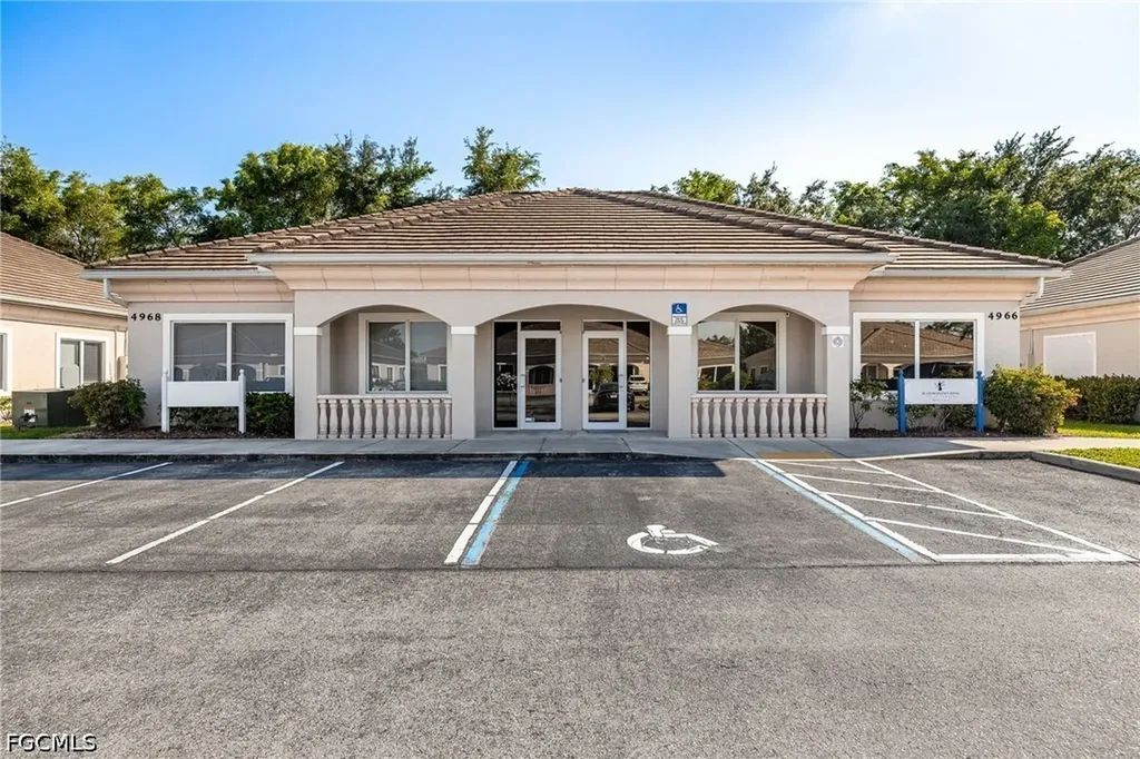 4968 Royal Gulf Circle Fort Myers FL 33966