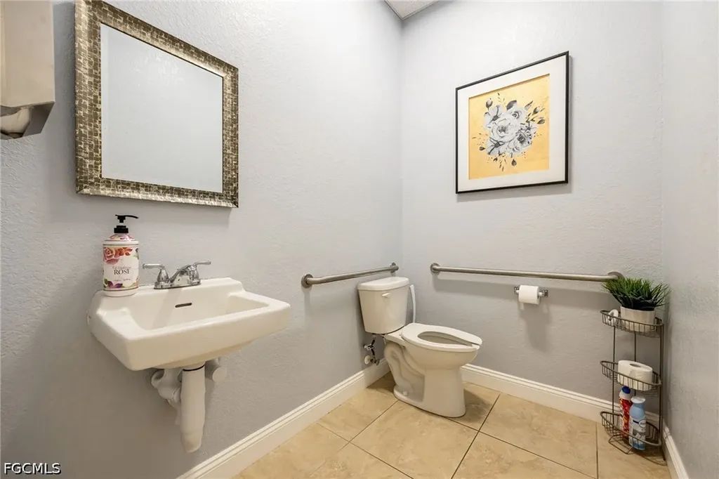 4968 Royal Gulf Circle Fort Myers FL 33966
