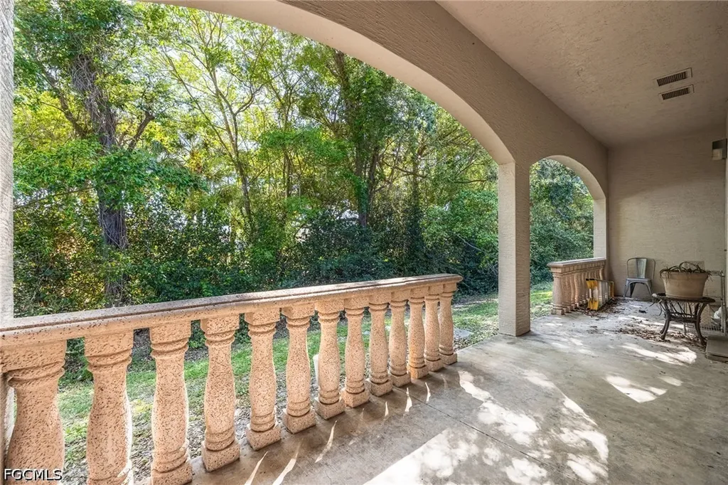 4968 Royal Gulf Circle Fort Myers FL 33966