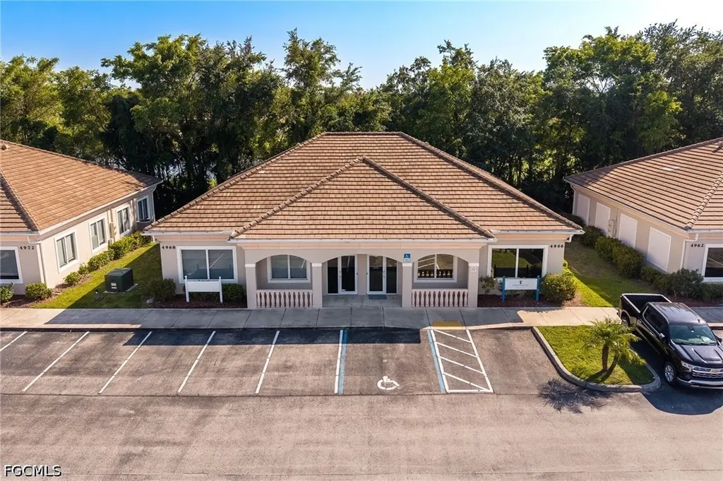 4968 Royal Gulf Circle Fort Myers FL 33966