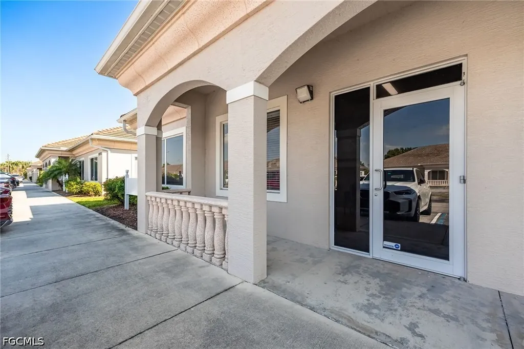 4968 Royal Gulf Circle Fort Myers FL 33966