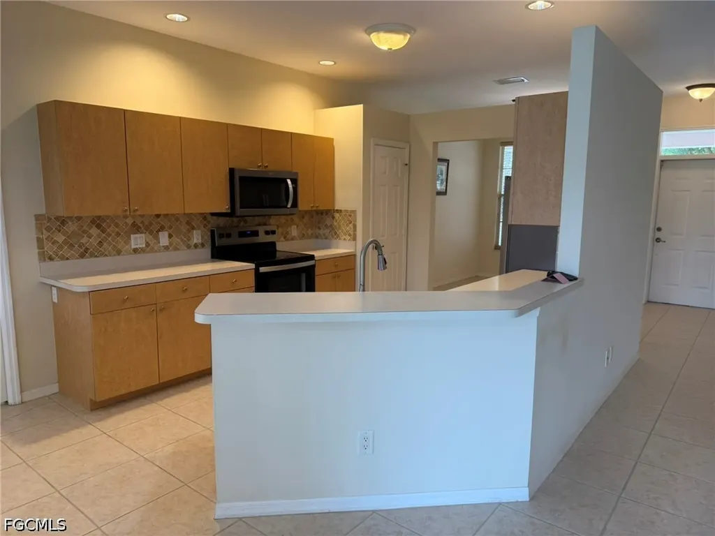 7899 Sandel Wood Circle W Fort Myers FL 33908