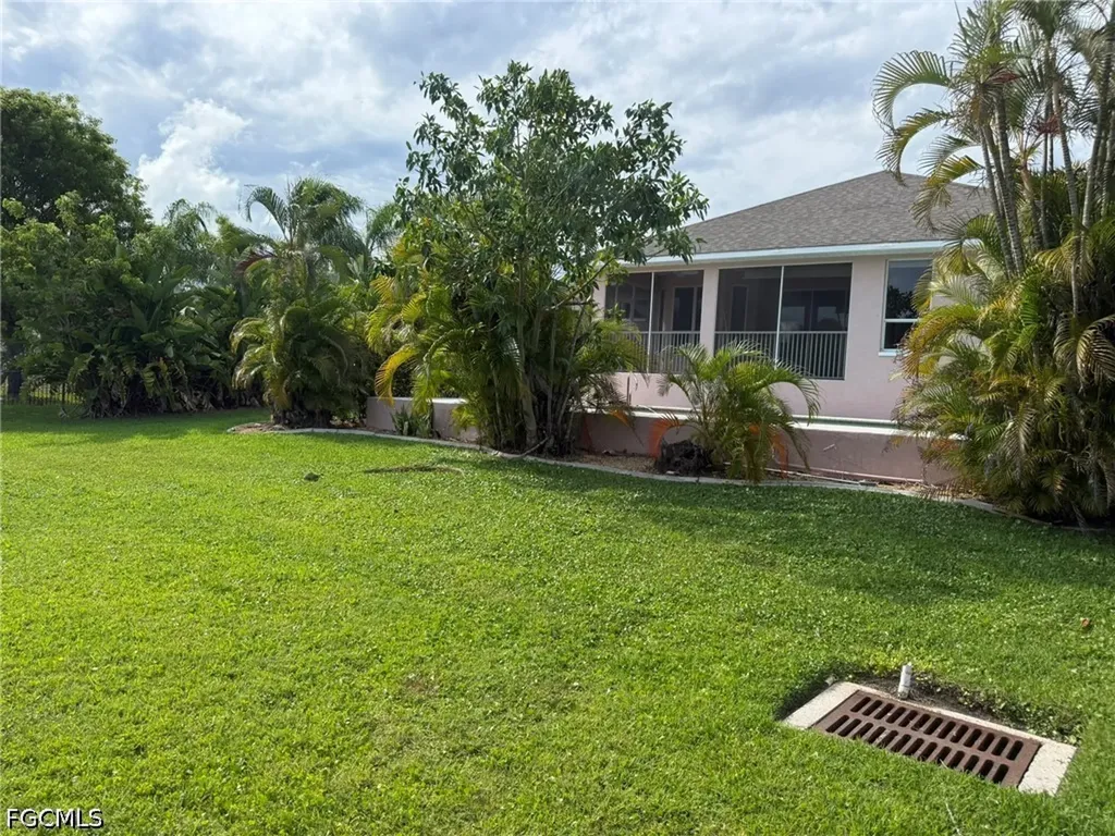 7899 Sandel Wood Circle W Fort Myers FL 33908
