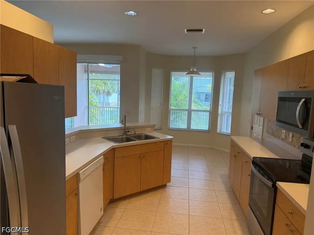 7899 Sandel Wood Circle W Fort Myers FL 33908