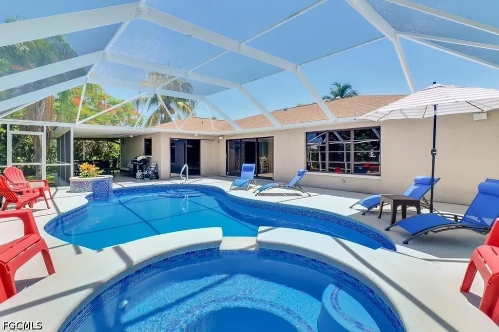 2518 SE 19th Avenue Cape Coral FL 33904