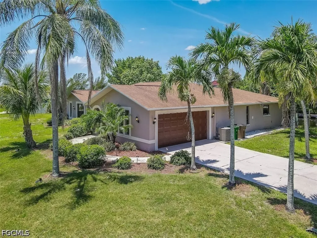 2518 SE 19th Avenue Cape Coral FL 33904