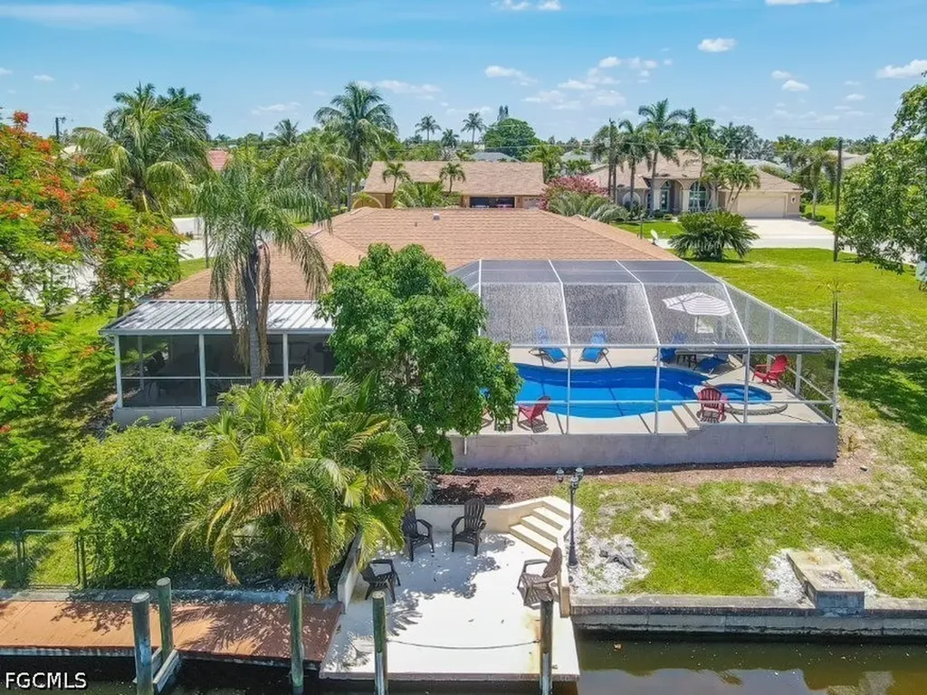 2518 SE 19th Avenue Cape Coral FL 33904