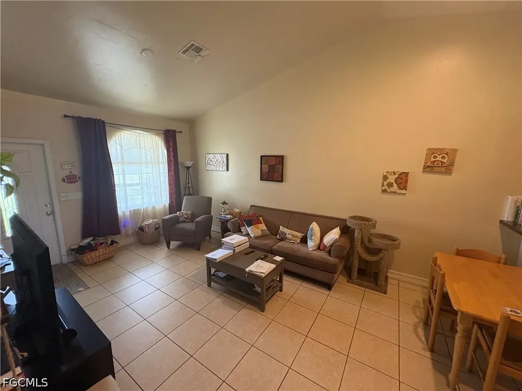 2500 Storter Avenue Naples FL 34112