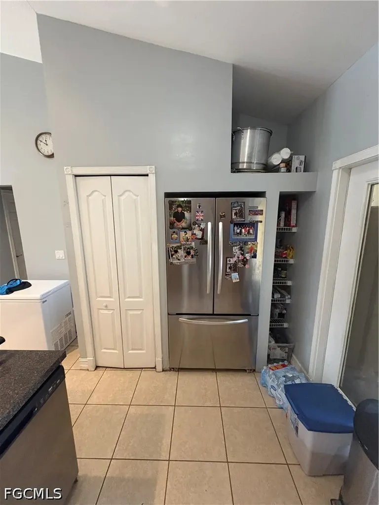 2500 Storter Avenue Naples FL 34112
